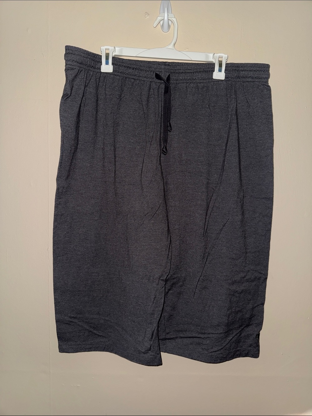 Women’s Champion Gray Casual Drawstring Capris
